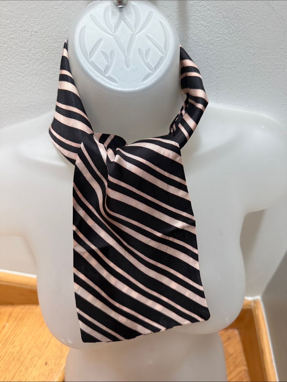 Vintage Retro Striped Polyester Ascot Cravat Handbag Scarf